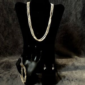 Off-White Freshwater Pearls .5CM FULL SET!